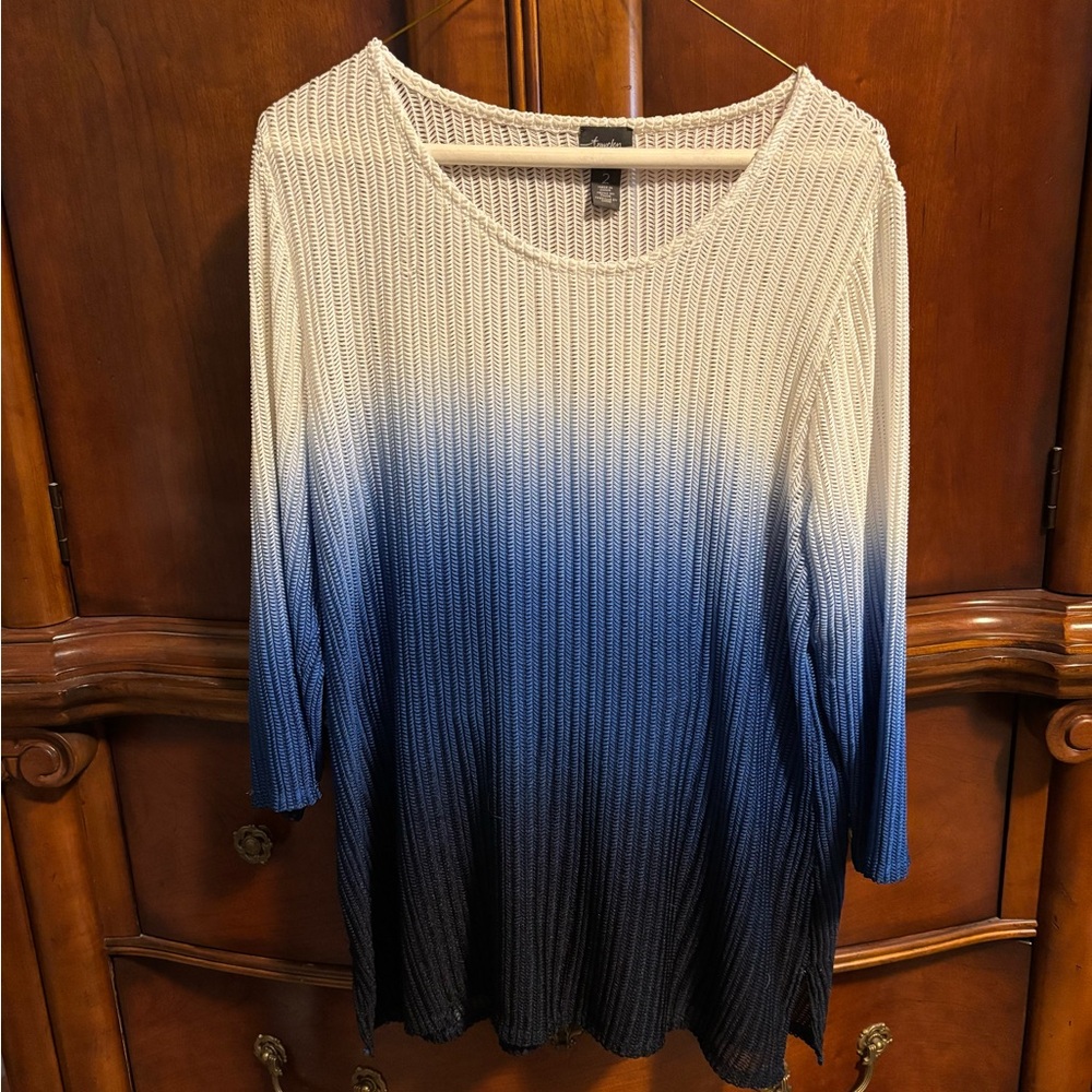 Chico’s Traveler Blue and White Women's Top